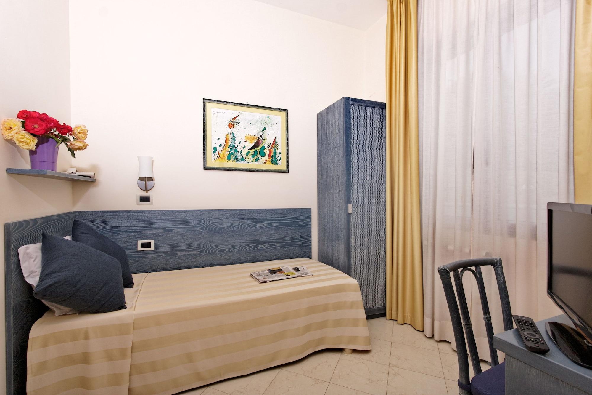 Hotel Metropol دْيانو مارينا المظهر الخارجي الصورة